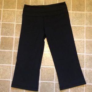 Lululemon  Capris loose fitting